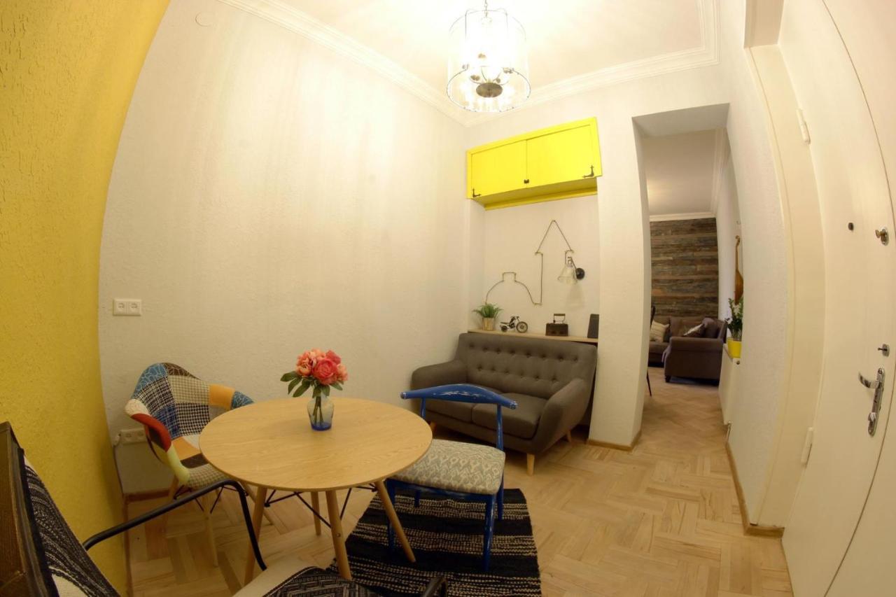 Hostel Nomad Τυφλίδα Εξωτερικό φωτογραφία